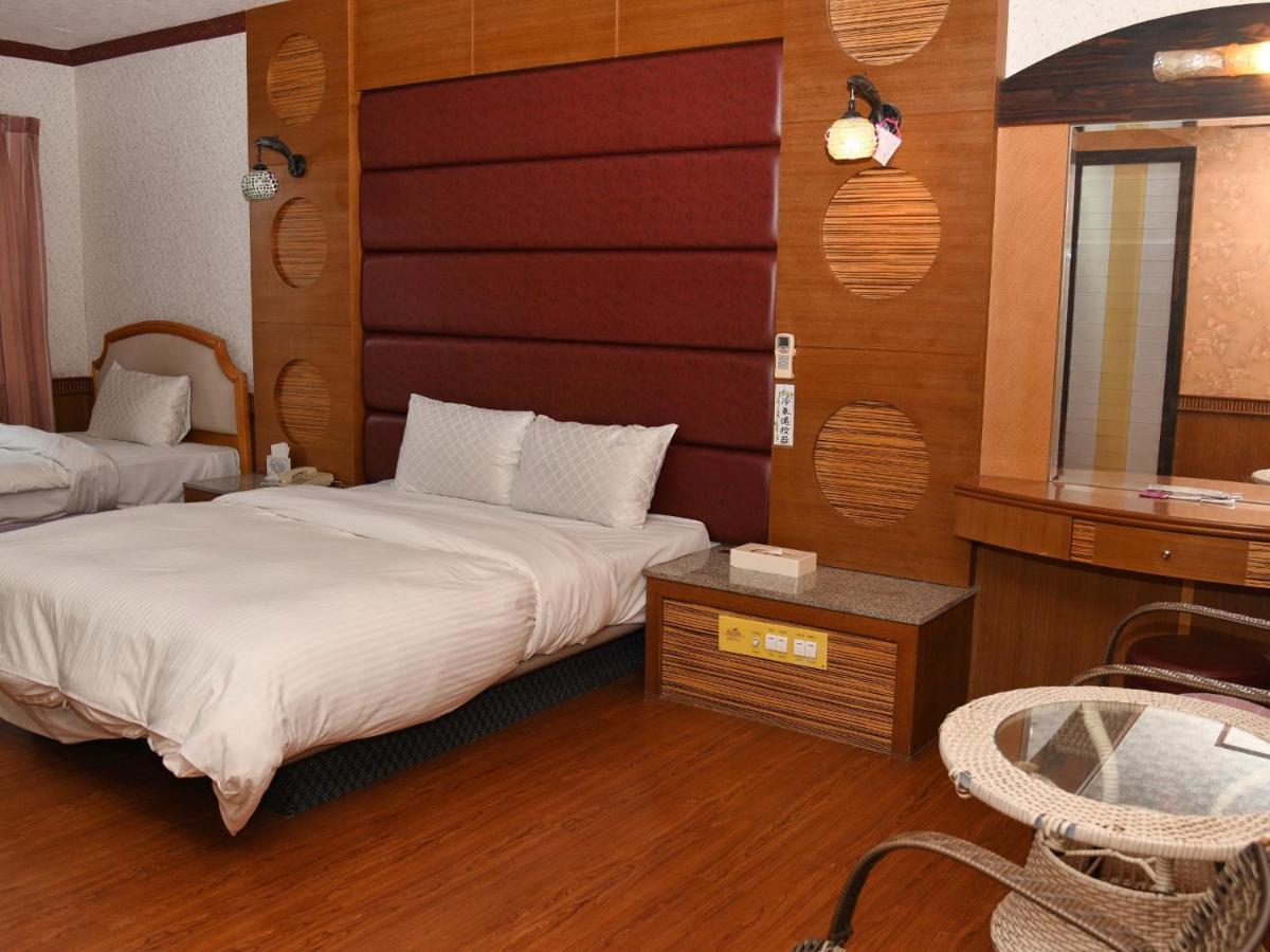 Love Boat Motel Chaozhou Екстер'єр фото