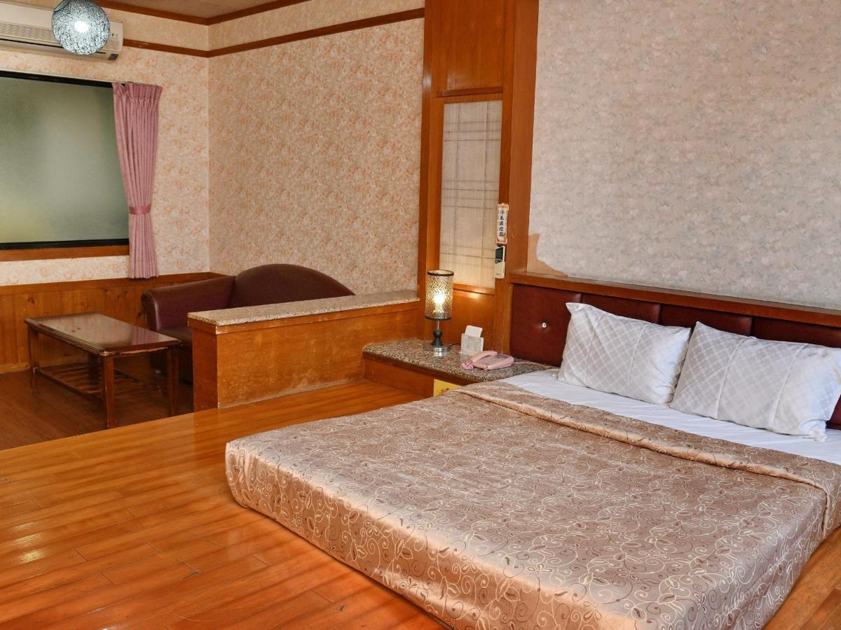 Love Boat Motel Chaozhou Екстер'єр фото