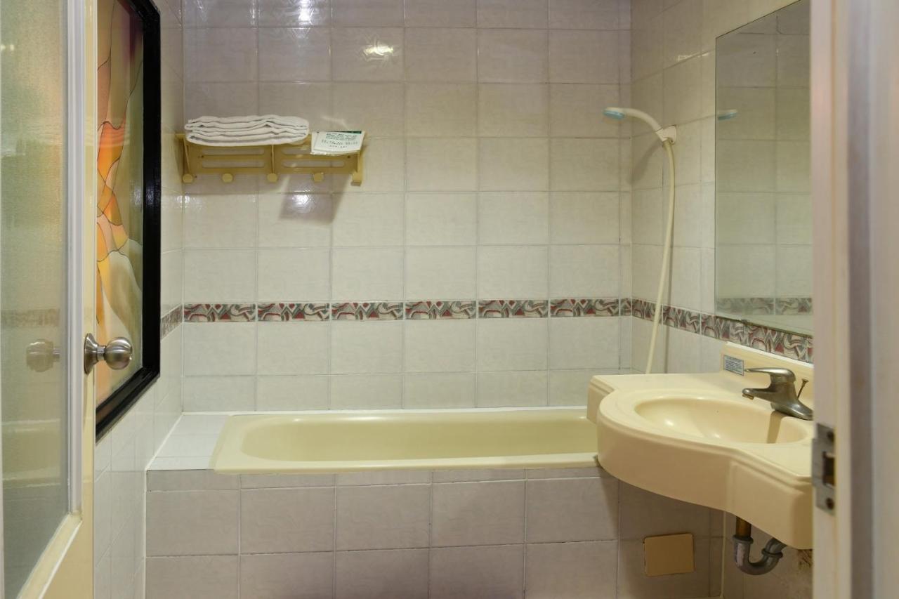 Love Boat Motel Chaozhou Екстер'єр фото