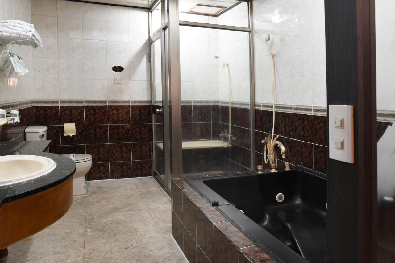 Love Boat Motel Chaozhou Екстер'єр фото